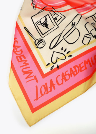 Pañuelo satinado con logo LC - Imagen 6